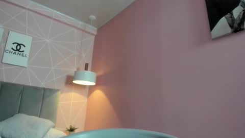 Snapshot of dolly_zoe chatting on 31, 10, 2025 Call me Zoe online show from 31, 10, 2025