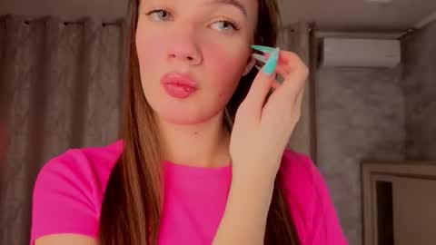 Emilia online show from 1, 12, 2025