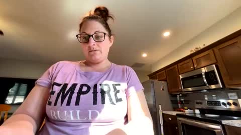 Dolly online show from 28, 2, 2025