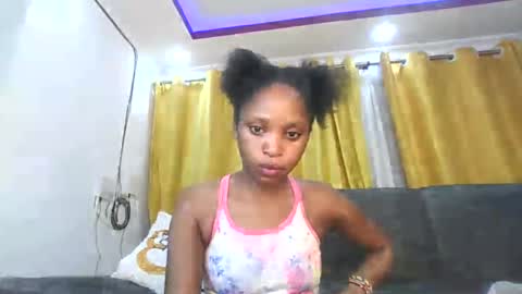 Snapshot of dollythegirl chatting on 31, 5, 2026 kadolly online show from 31, 5, 2026