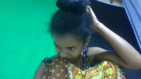 doloresslu online show from 2, 4, 2026