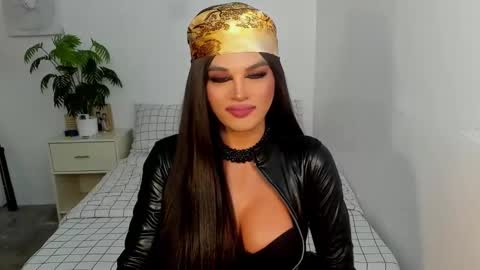 Snapshot of domina_angela chatting on 20, 1, 2025 ANGELA online show from 20, 1, 2025