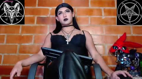 Snapshot of domina_lilith chatting on 23, 1, 2025 Lilith online show from 23, 1, 2025