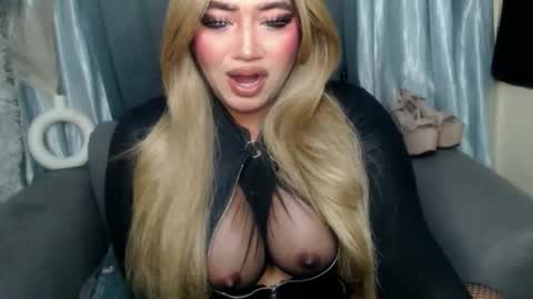 Snapshot of dominant10inchcock chatting on 28, 11, 2025 dominant10inchcock online show from 28, 11, 2025