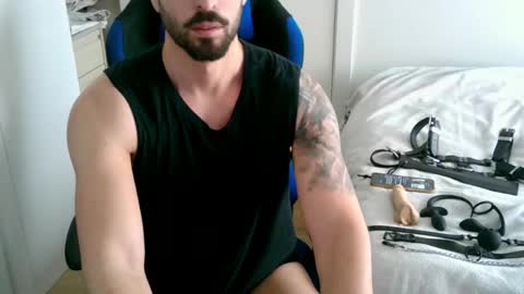DominatedTitan online show from 10, 5, 2026