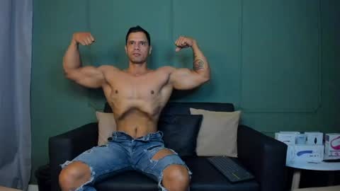 Dominc berry online show from 22, 4, 2026