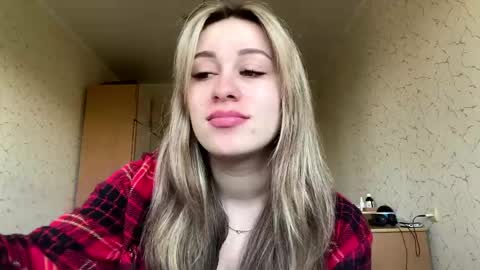 Mia online show from 22, 4, 2026