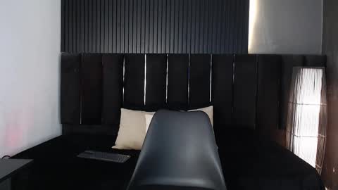 Snapshot of dominic_ghost chatting on 15, 9, 2025 Dominic online show from 15, 9, 2025