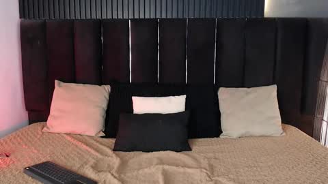 Snapshot of dominic_ghost chatting on 26, 9, 2025 Dominic online show from 26, 9, 2025