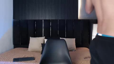 Snapshot of dominic_ghost chatting on 2, 10, 2025 Dominic online show from 2, 10, 2025