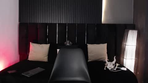 Snapshot of dominic_ghost chatting on 30, 10, 2025 Dominic online show from 30, 10, 2025