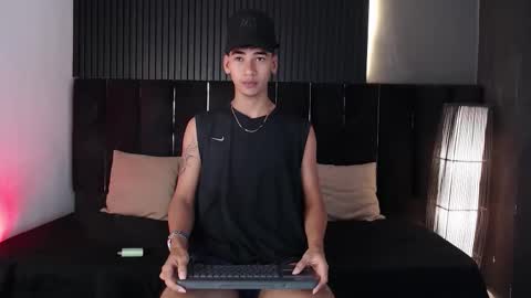 Snapshot of dominic_ghost chatting on 28, 11, 2025 Dominic online show from 28, 11, 2025