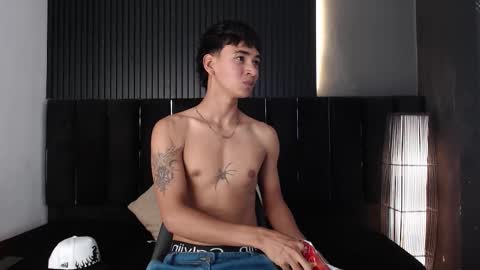 Snapshot of dominic_ghost chatting on 15, 12, 2025 Dominic online show from 15, 12, 2025