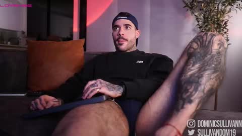 Snapshot of dominic_sullivan1 chatting on 13, 10, 2025 Dominic Sullivan online show from 13, 10, 2025