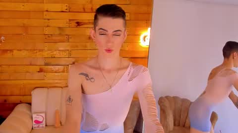 Dominic online show from 25, 11, 2025