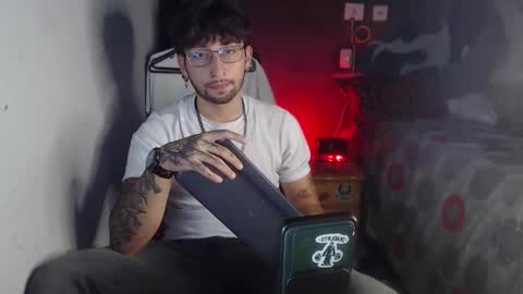 Snapshot of dominus_kane chatting on 23, 11, 2025 dominus_kane online show from 23, 11, 2025