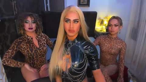 Snapshot of dominuscockwhore chatting on 17, 11, 2025 blair online show from 17, 11, 2025