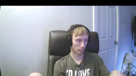 Snapshot of domohead0 chatting on 18, 6, 2026 dom online show from 18, 6, 2026