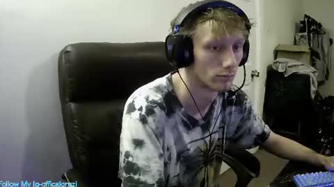 Snapshot of domohead0 chatting on 18, 7, 2026 dom online show from 18, 7, 2026