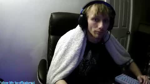 Snapshot of domohead0 chatting on 31, 7, 2026 dom online show from 31, 7, 2026