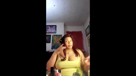Snapshot of domtstopgal chatting on 22, 5, 2026 domtstopgal online show from 22, 5, 2026