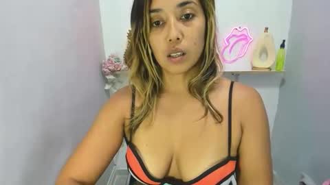 dona_tella online show from 19, 4, 2026