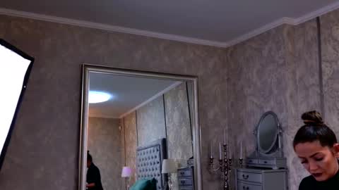 Snapshot of donna_klein chatting on 30, 11, 2025 Donna online show from 30, 11, 2025