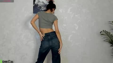 Aura online show from 21, 11, 2025