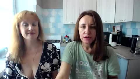 Tatiana 43 curvy sexy body and Joanna redhead 39 years online show from 10, 9, 2025