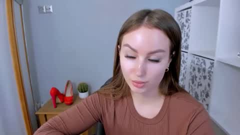 Snapshot of donnasensual chatting on 30, 10, 2025 DonnaSensual online show from 30, 10, 2025