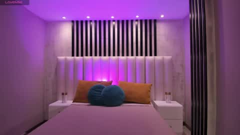  Donna Stonne  online show from 6, 3, 2025