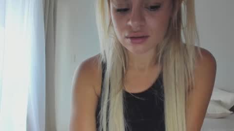 Donatella online show from 28, 2, 2025