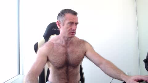 Donny online show from 2, 10, 2025