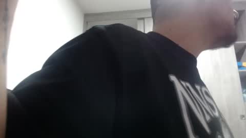 Snapshot of donovandirty chatting on 20, 5, 2026 donovandirty online show from 20, 5, 2026