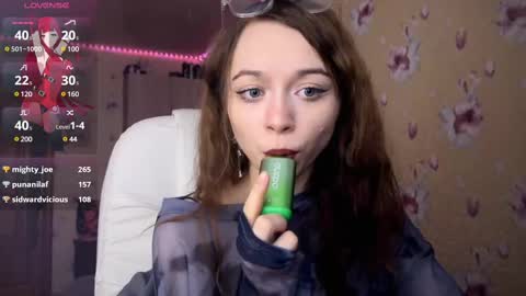 Nicole online show from 12, 2, 2025