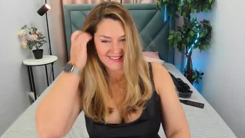 Snapshot of doriana_gray chatting on 11, 9, 2025 doriana_gray online show from 11, 9, 2025