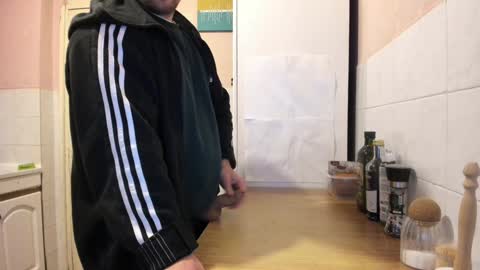 menu  below online show from 24, 1, 2025