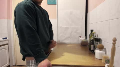 menu  below online show from 7, 2, 2025