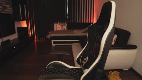 Dorian Reyes online show from 16, 2, 2026