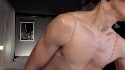 Snapshot of dorothy_meyer chatting on 18, 10, 2025 Dorothy Next stream on Monday at 3am-9am online show from 18, 10, 2025