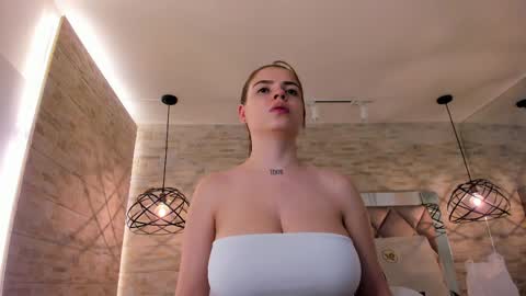 Snapshot of dorothy_vegga chatting on 14, 2, 2025 DOROTHY online show from 14, 2, 2025