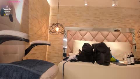 Snapshot of dorothy_vegga chatting on 3, 10, 2025 DOROTHY online show from 3, 10, 2025