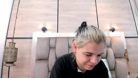  DOROTHY online show from 8, 4, 2026