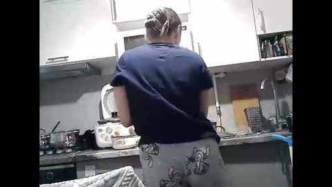 Dorrie Ann online show from 5, 10, 2025