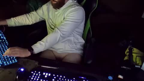 Snapshot of dotyoureyezez chatting on 10, 12, 2024 DotYourEyezez  online show from 10, 12, 2024