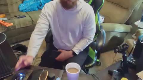 Snapshot of dotyoureyezez chatting on 12, 12, 2024 DotYourEyezez  online show from 12, 12, 2024