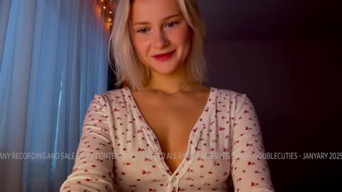 Snapshot of doublecuties chatting on 9, 1, 2025 Lana Eva dont forget to give us a thumb up online show from 9, 1, 2025