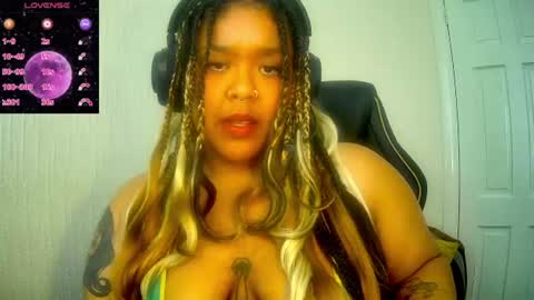 DeeDee online show from 10, 6, 2026