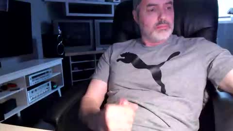 Snapshot of dr_dave20 chatting on 14, 2, 2026 dr_dave20 online show from 14, 2, 2026
