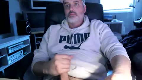 Snapshot of dr_dave20 chatting on 21, 2, 2026 dr_dave20 online show from 21, 2, 2026